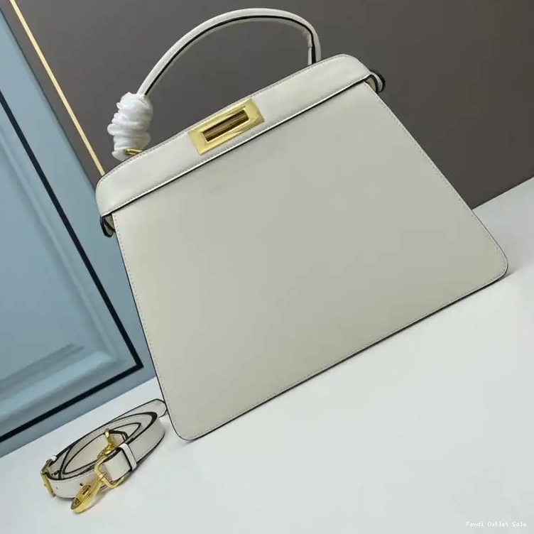 Affordable Medium Laether Fendi In Bag Peekaboo White ISeeU Nappa 0430